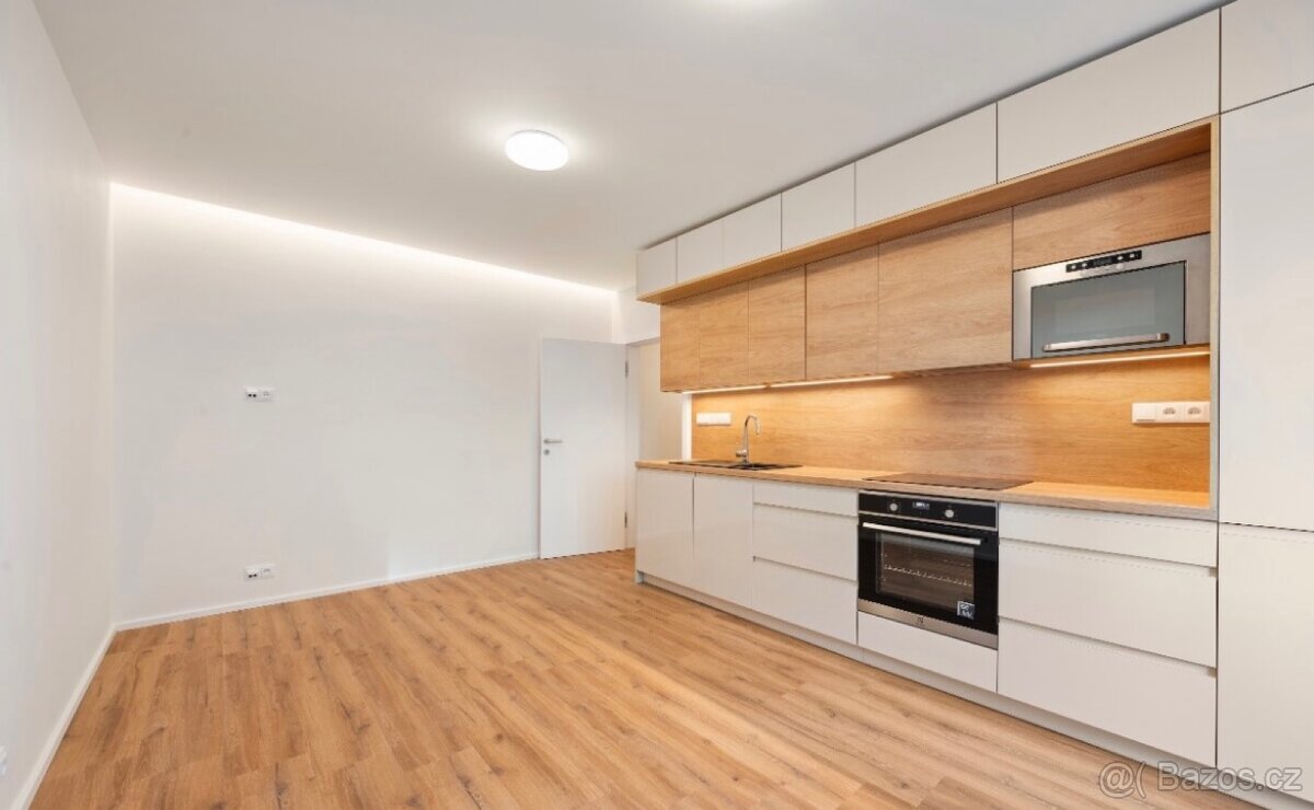 Prodej bytu 2+1 49 m² - 4