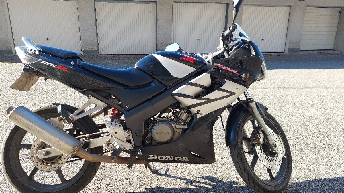 Honda cbr 125r 2006 - 4