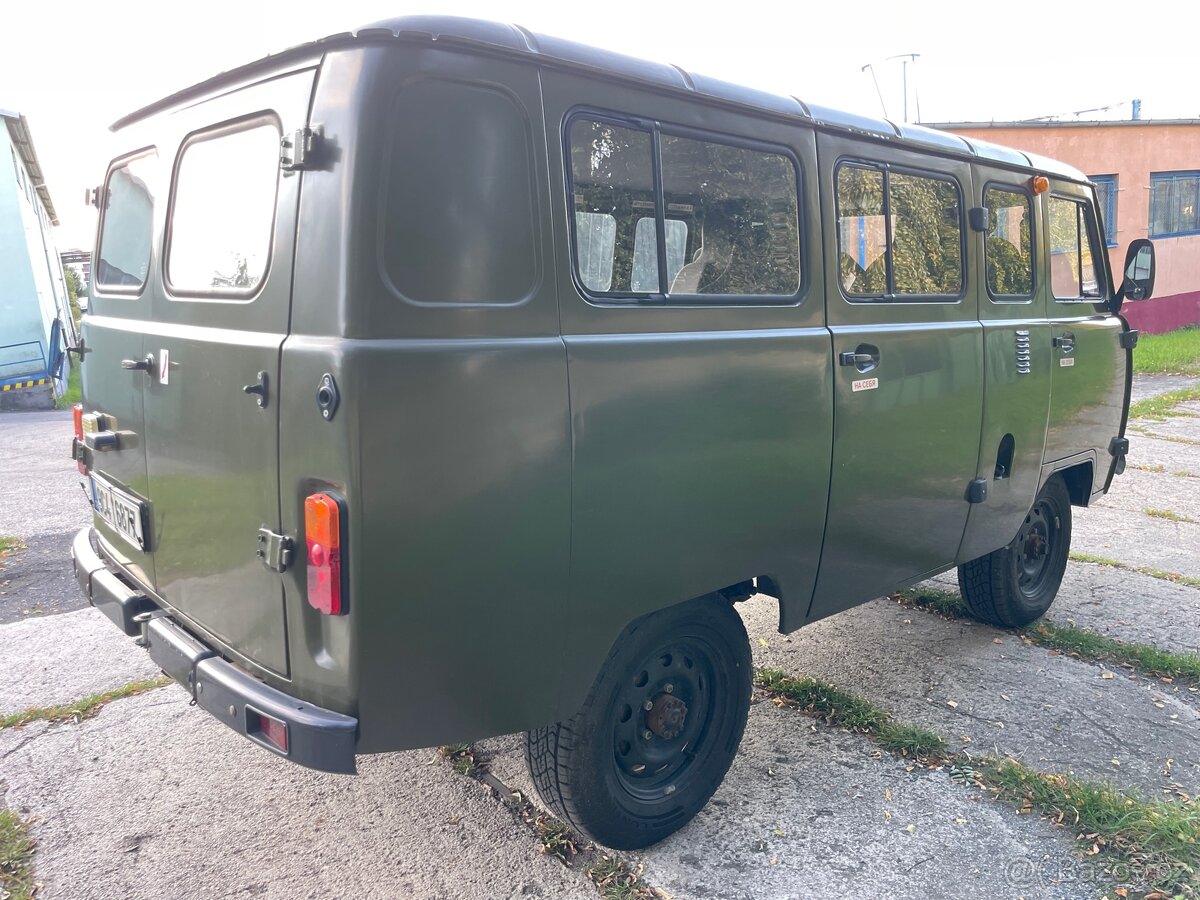 Uaz 452 Buchanka - 4