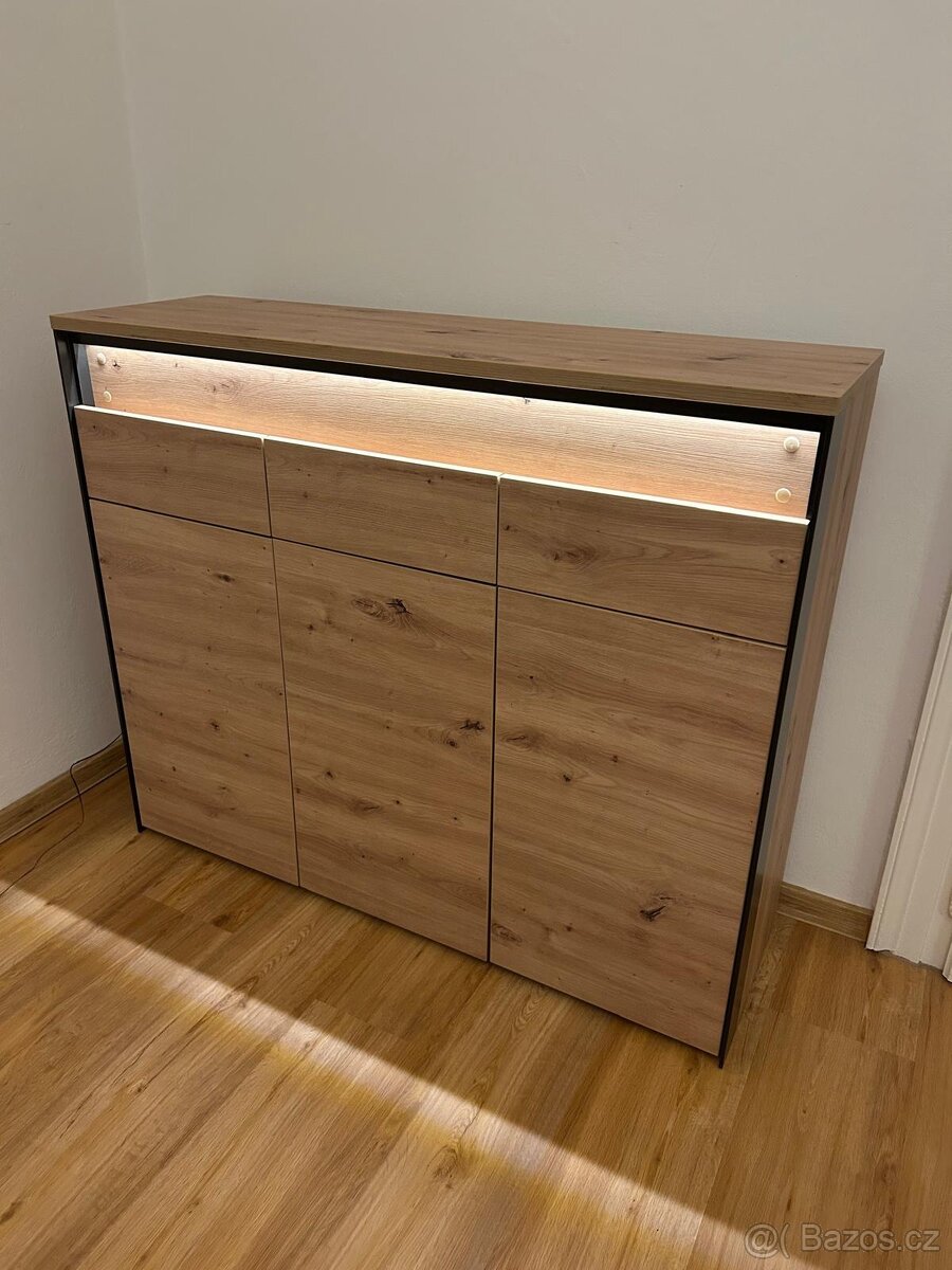 Botník - dřevěný - 4