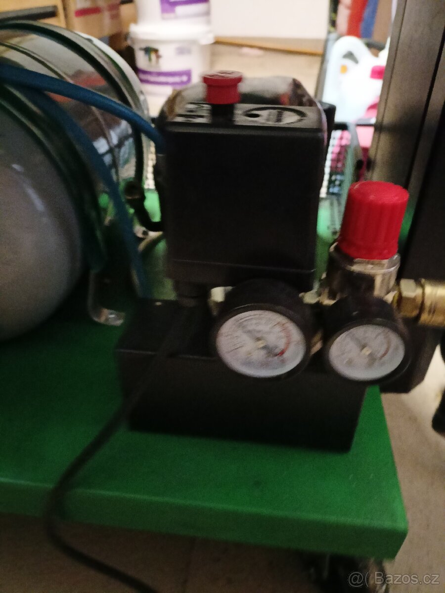 Prodám kompresor - 4