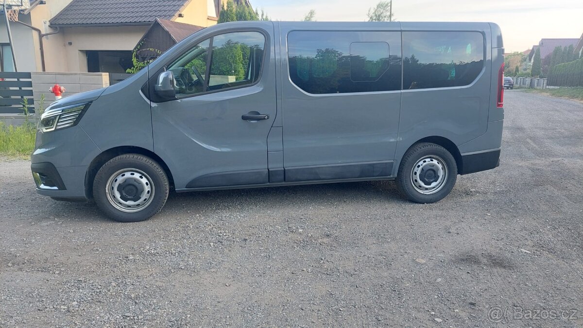 Renault Trafic SpaceClass Blue dCi 150 EDC - 4