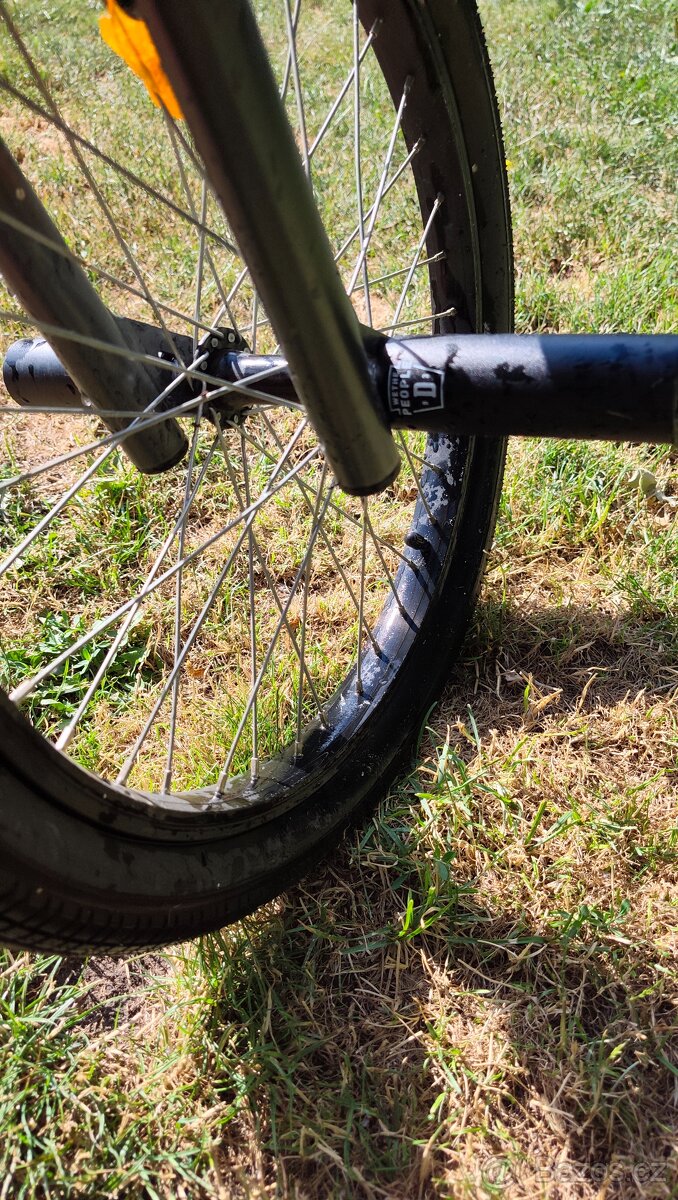 Kolo BMX - 4