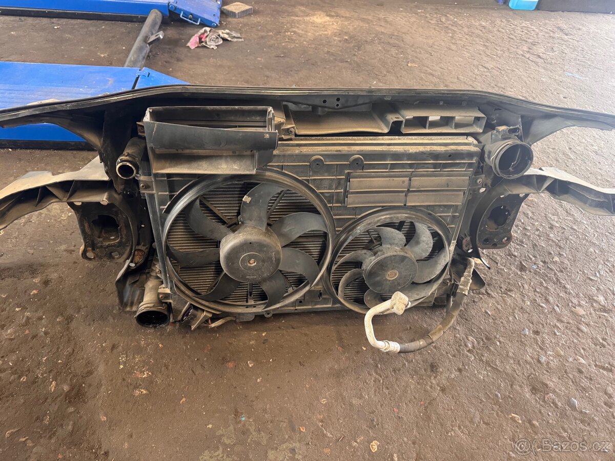 Passat b6 chladičová stěna - 4