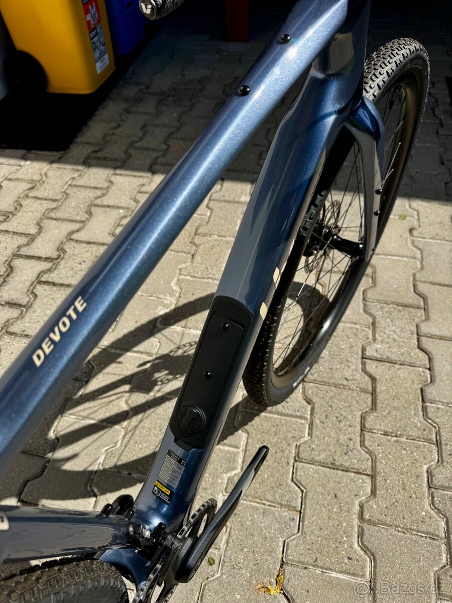 Liv Devote Advanced 1 vel. M - 4