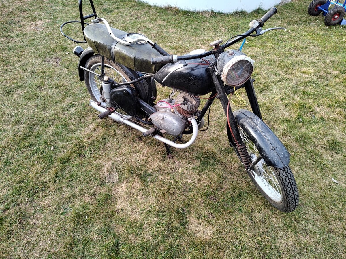 ČZ 150 c - 4