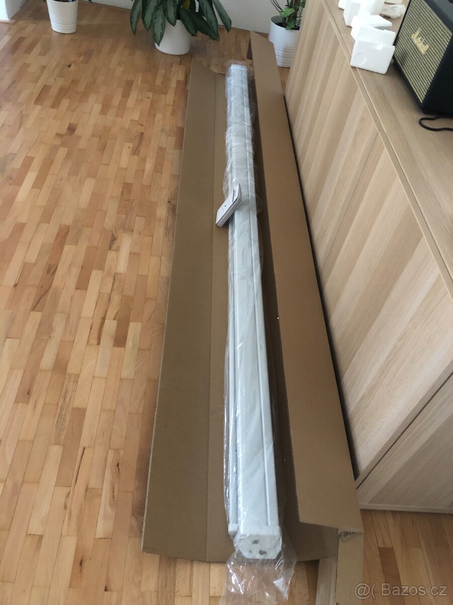 projekční plátno - 4