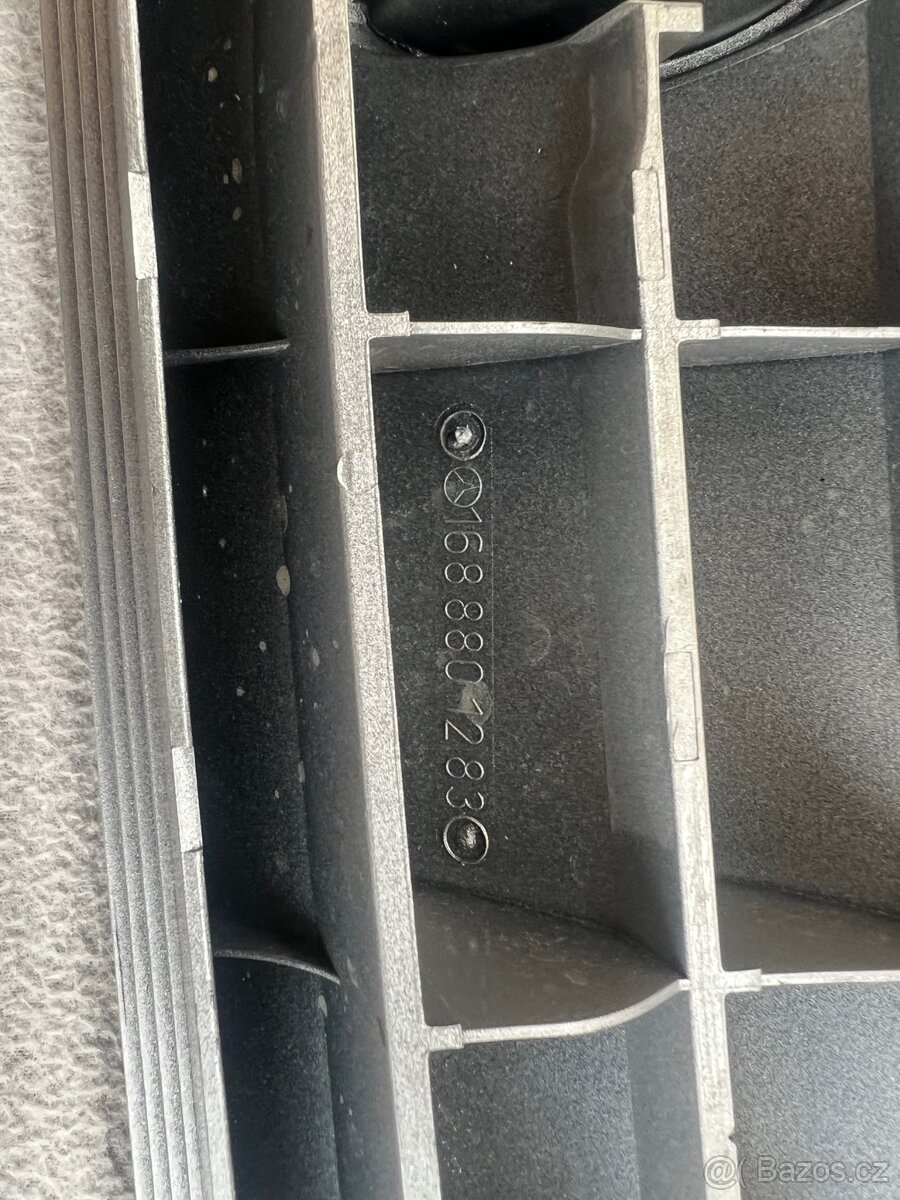 MERCEDES A (W168) přední maska 2001 - 2004 - 4