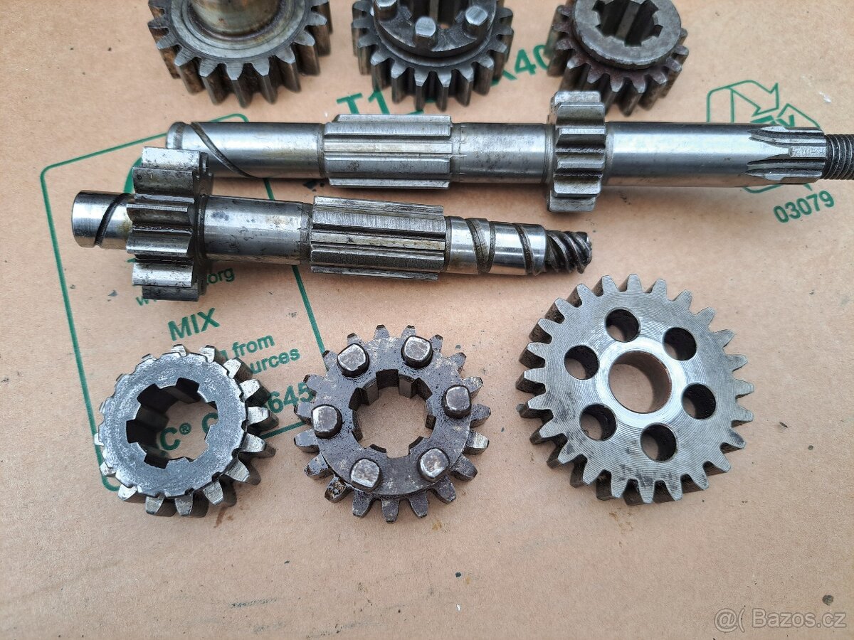 Jawa 250 350 Panelka kývačka Pérák - Převodovka - 4