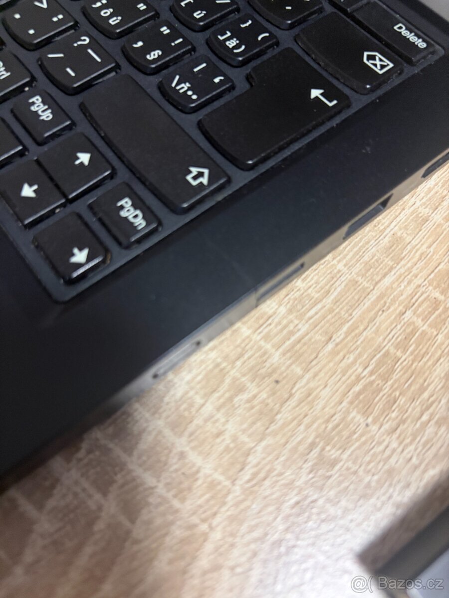 Lenovo ThinkPad L13 Yoga - 4