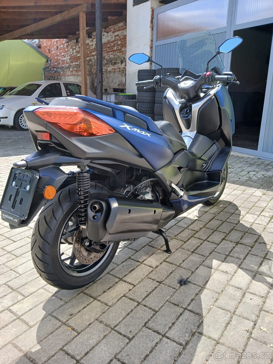 Yamaha x-max 300 - 4