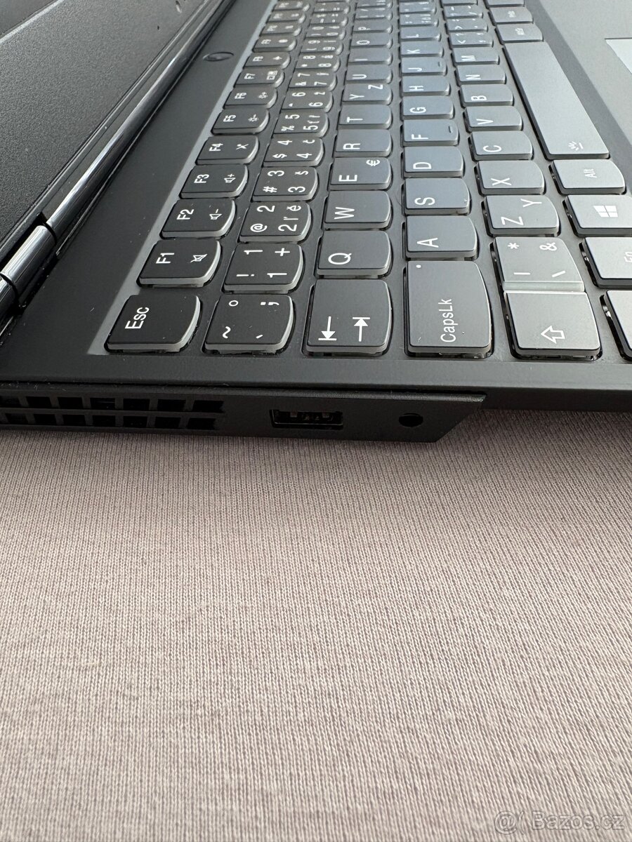 herní notebook Lenovo Legion - 4