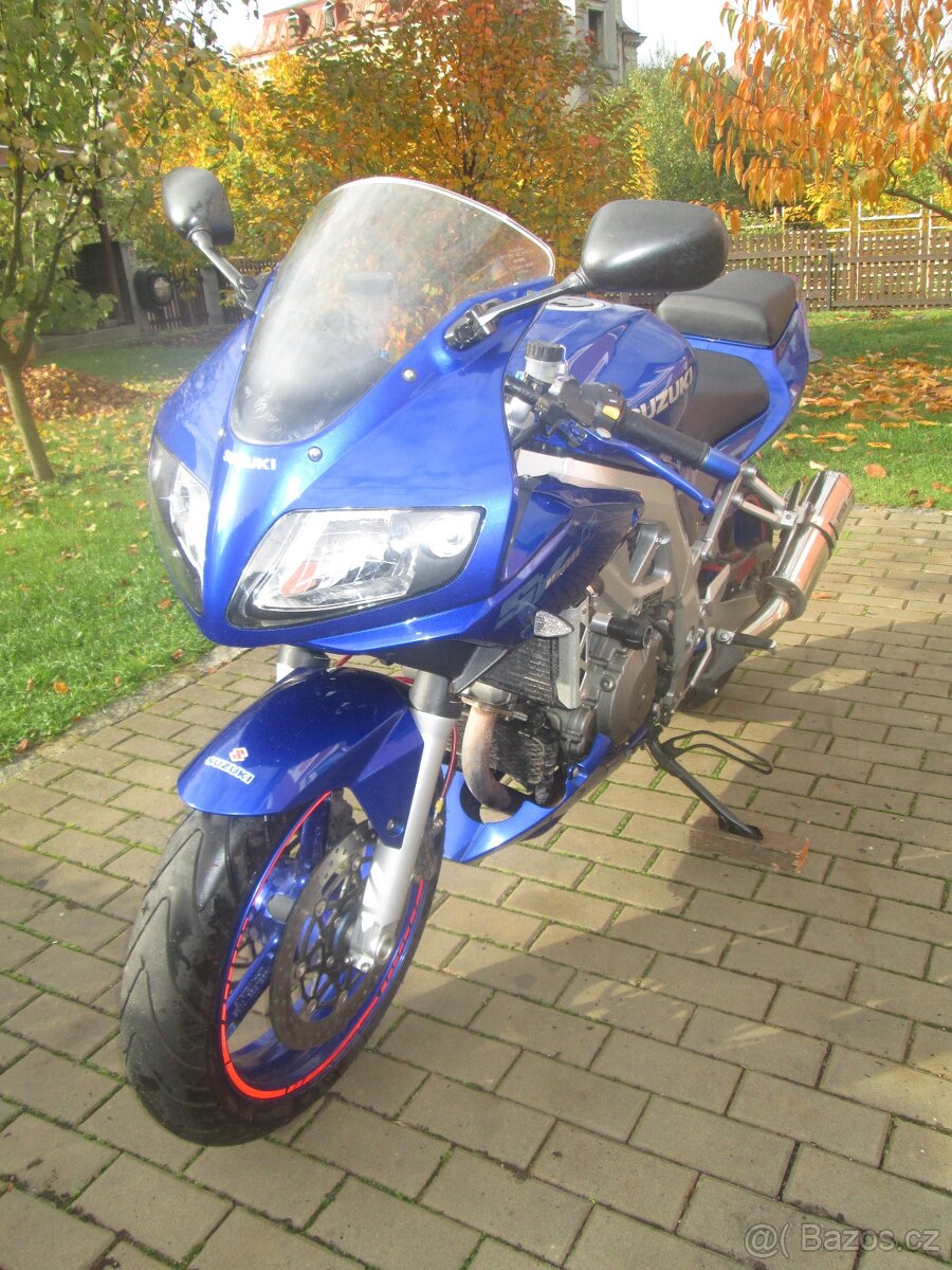Suzuki SV 1000 S - 4