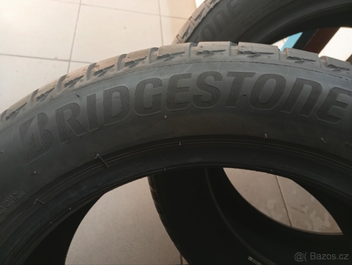 LETNÍ 215/55R17 - 4