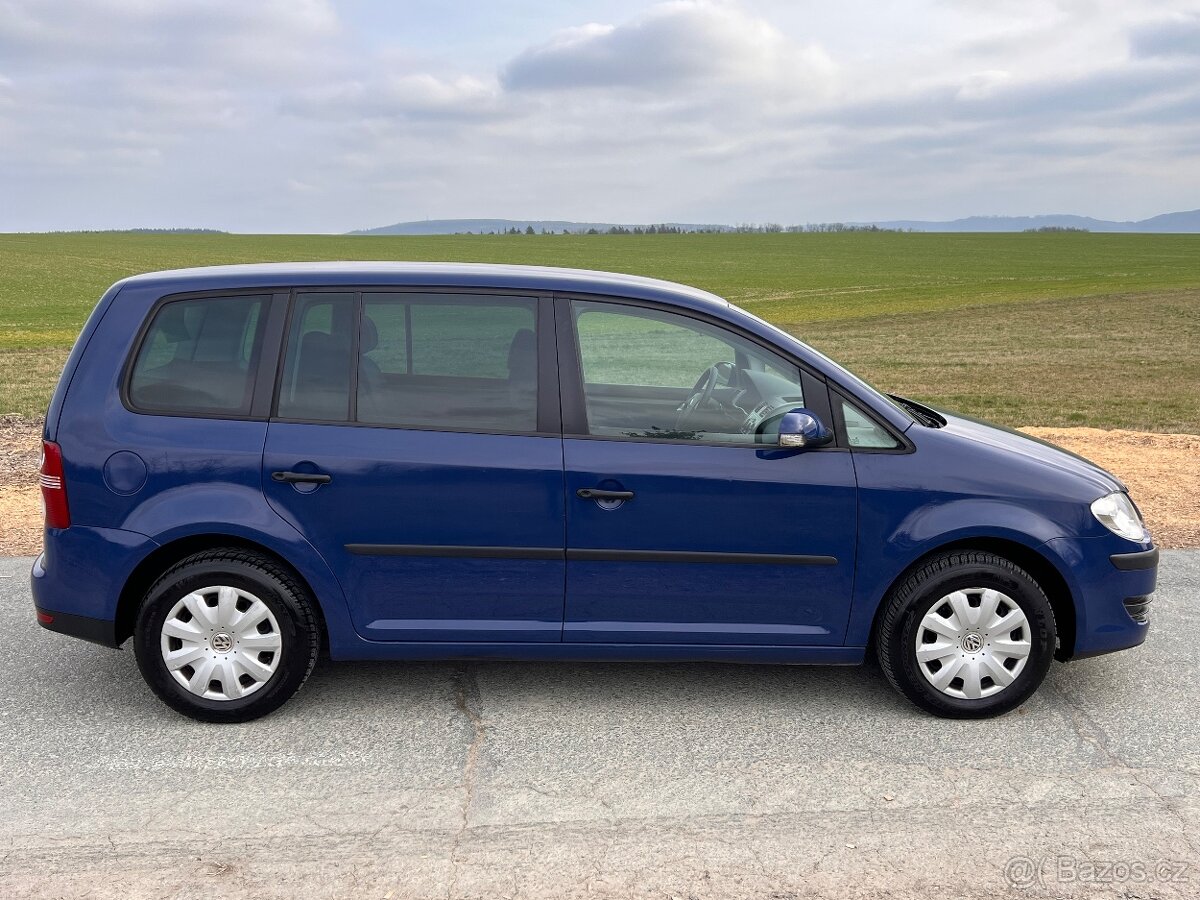 Volkswagen touran - 4