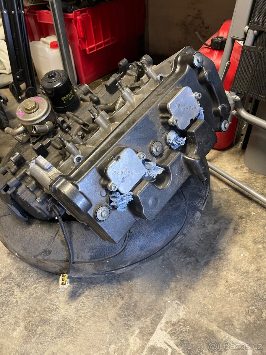 Cbr 600RR okruhovka - 4