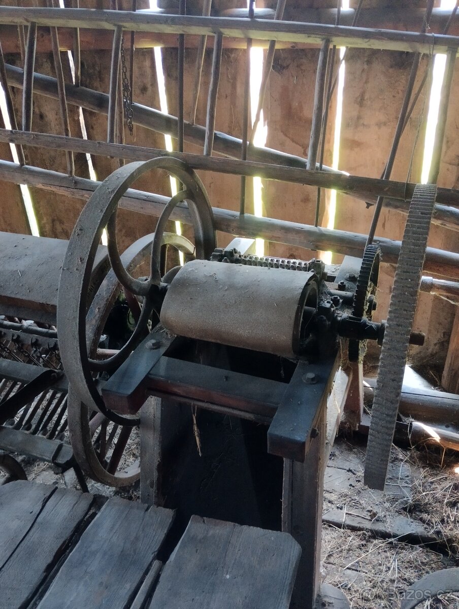 Secí stroj, řezačka - 4