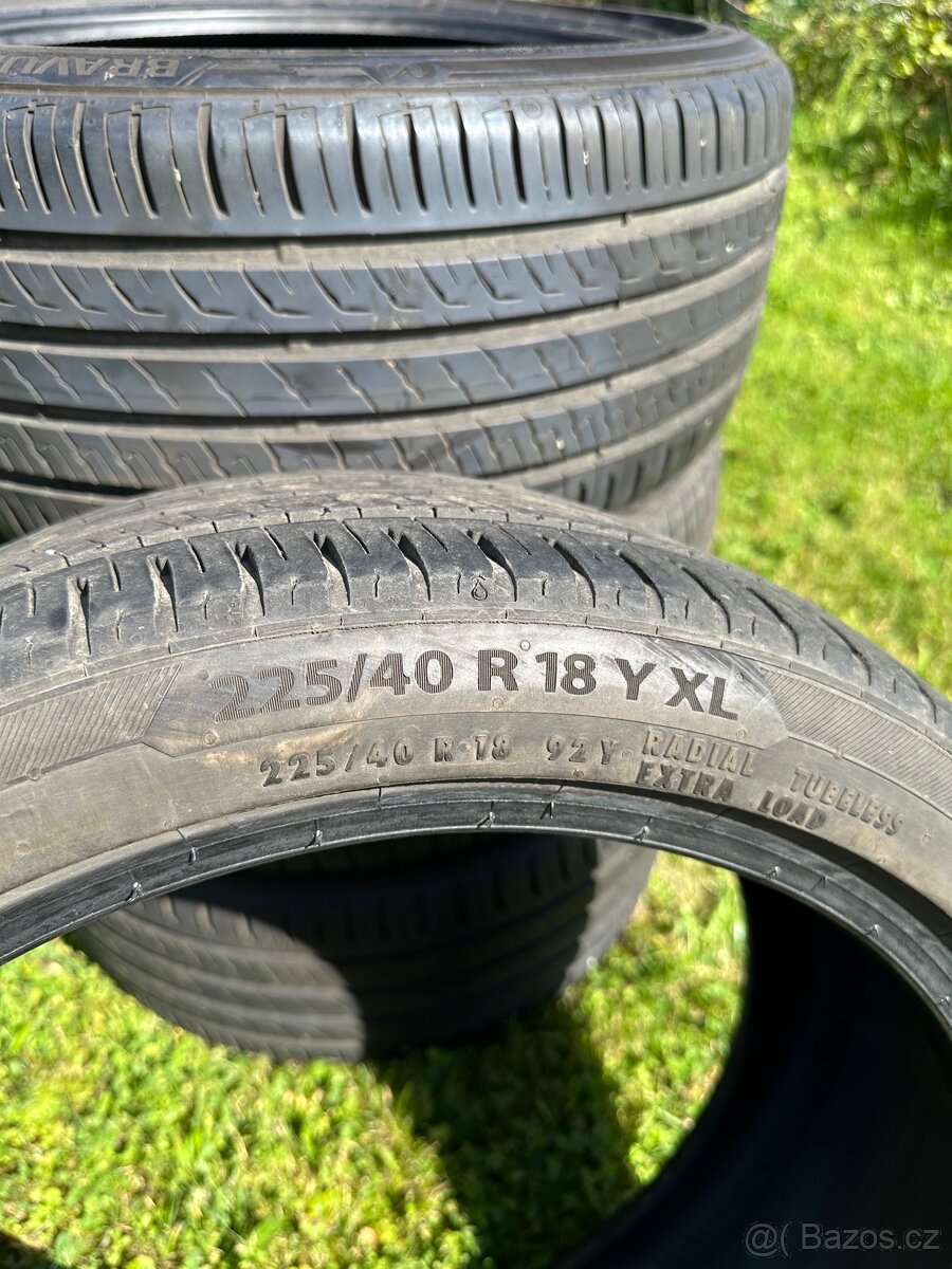 Letní pneu 225/40 R18 - 4