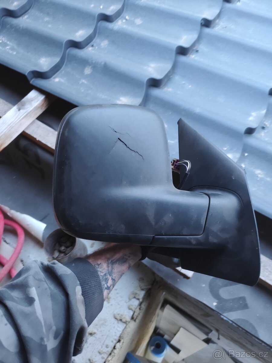 Prodám zpětné zrcátka vw T5 - 4