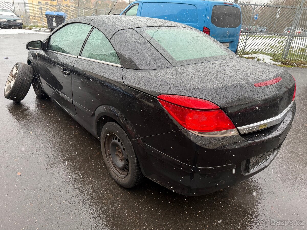 Opel Astra H Twin Top cabrio 1.8 103kw, nová STK+SPZ - 4