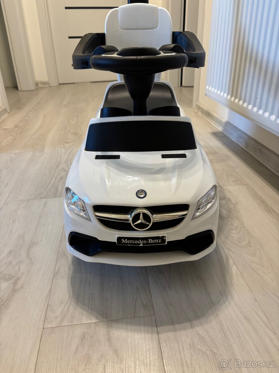 Odrážedlo s vodicí tyčí MERCEDES - 4