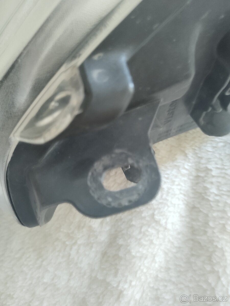 Světlo Focus Focus MK3 2012 právě - 4