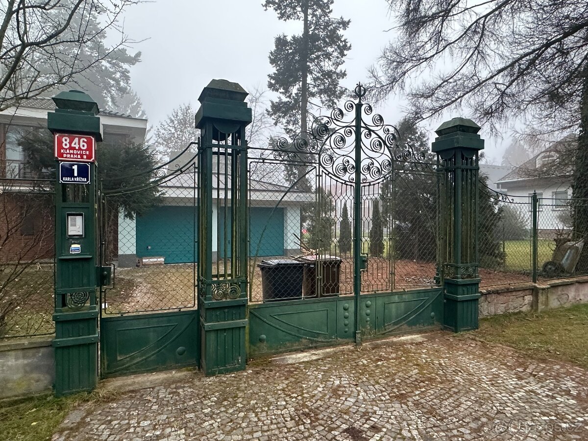 Kovaná brana s plotem - 4