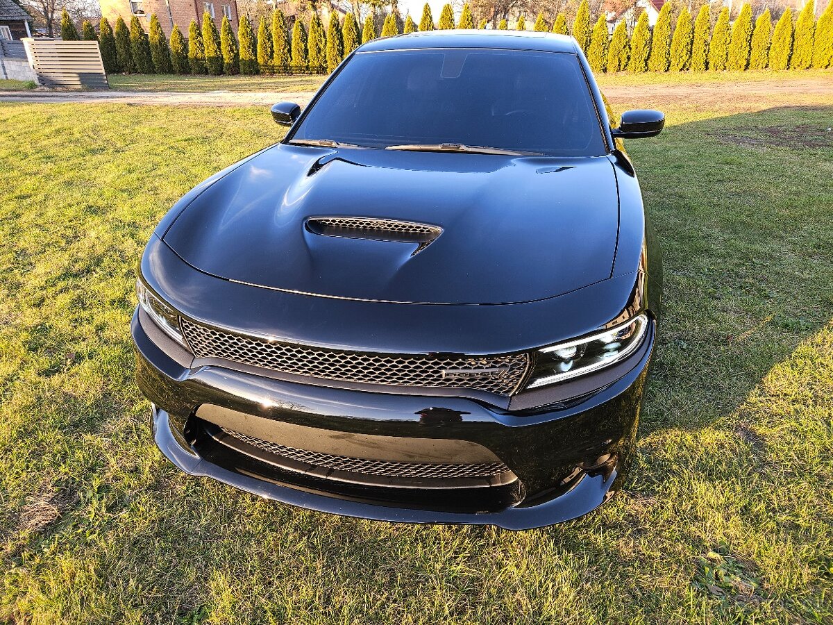 Dodge Charger 5.7 R/T Plus Black Night - 4