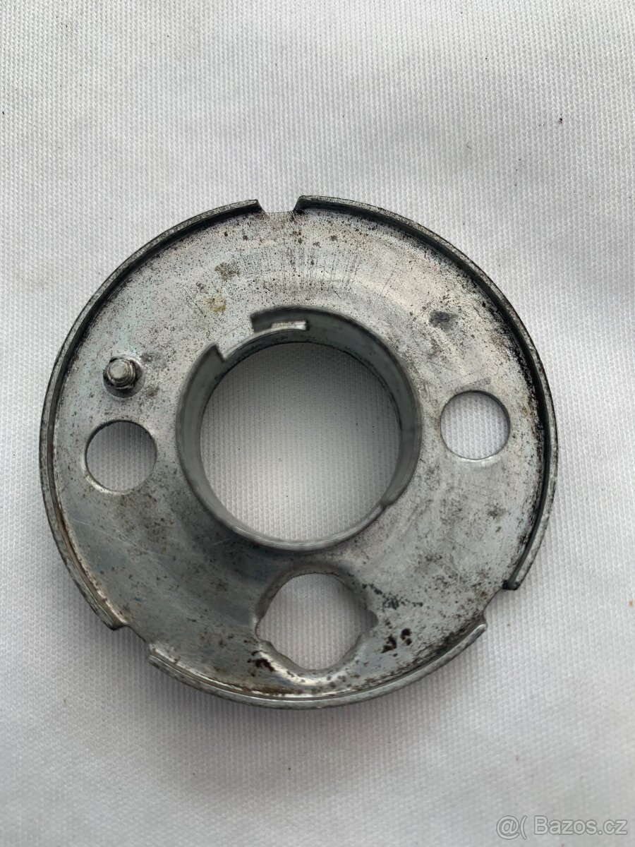 Prodám objímku žárovky Jawa - 4