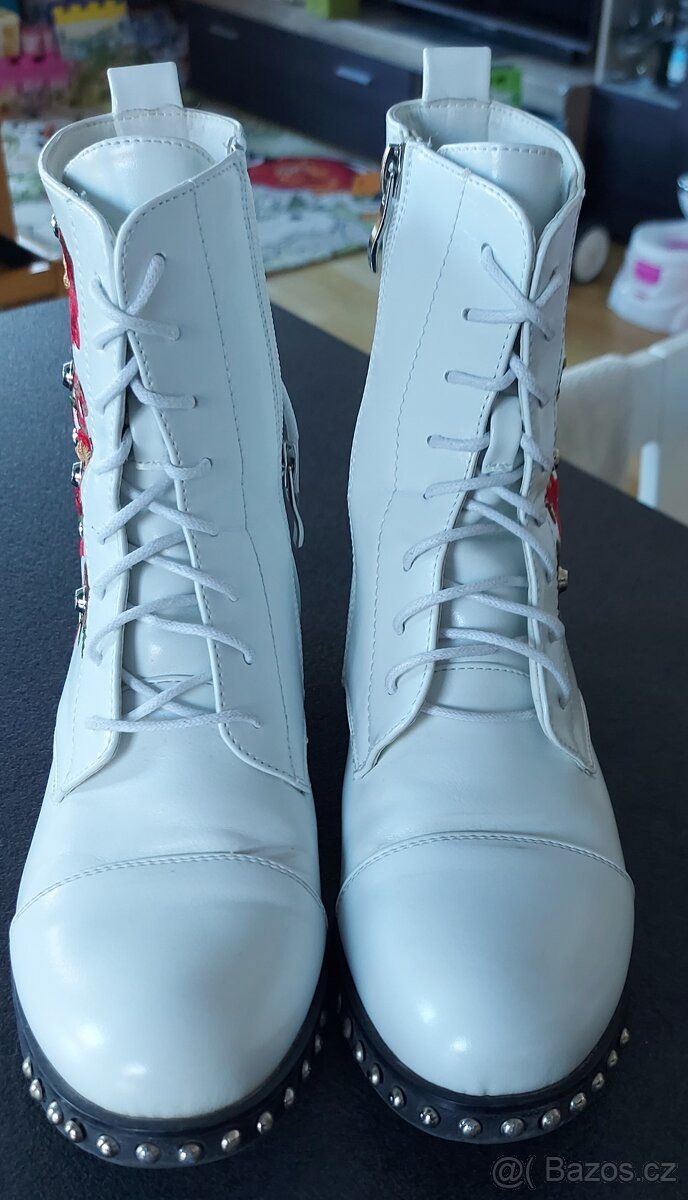 Dámské kotnikové kozačky - 4