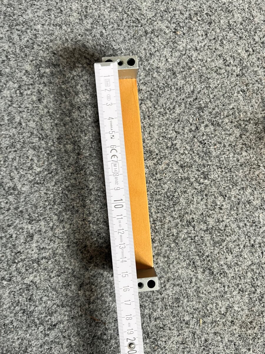 Úchytka nábytková, dřevo/hliník - 4