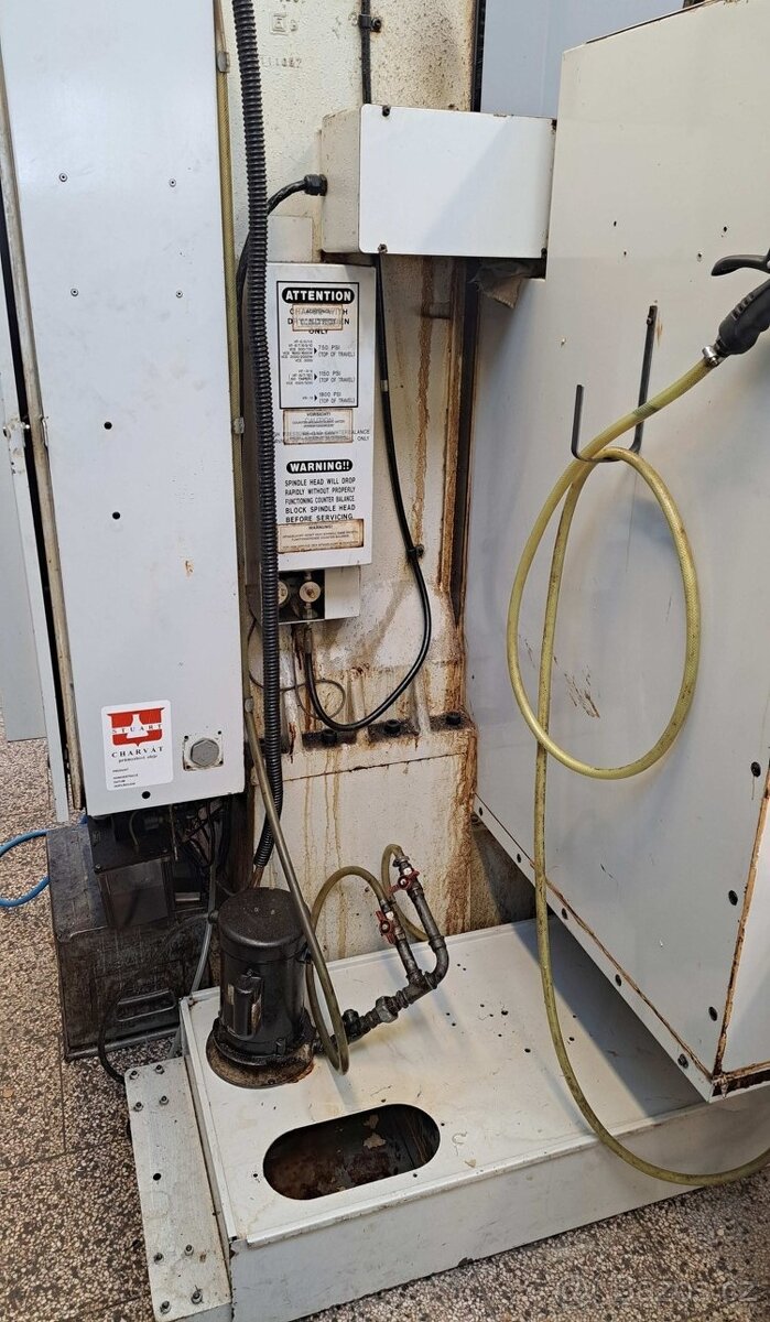 Obráběcí centrum Haas VCE 750 - včetně 4-té osy - 4