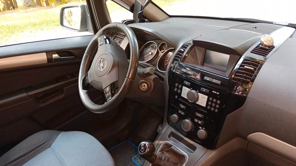 Opel Zafira B - 4