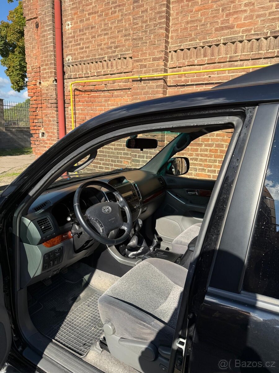 Toyota Land Cruiser LC120 3.0 D-4D, ČR, TOP stav