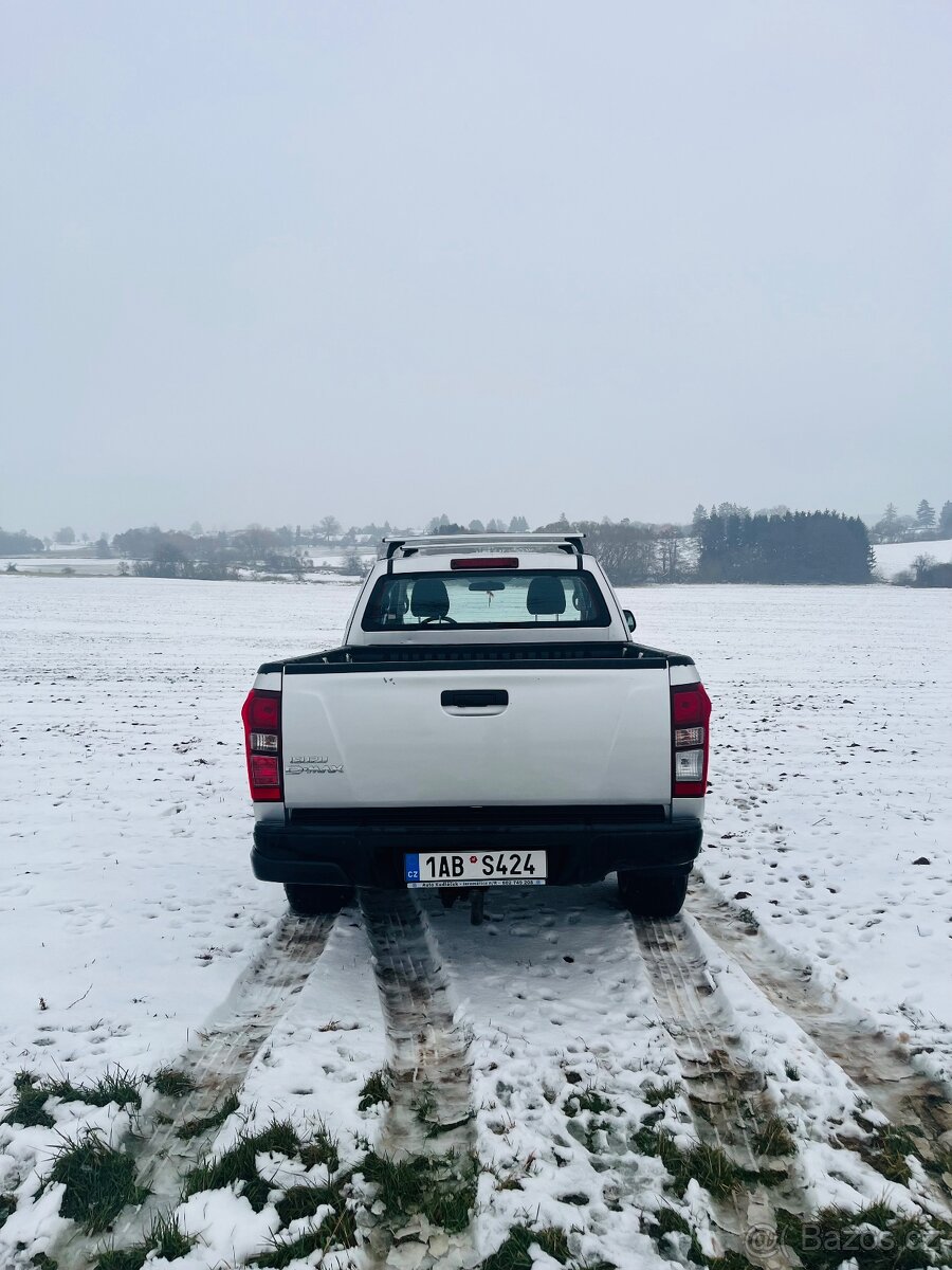 Isuzu D-Max - 4