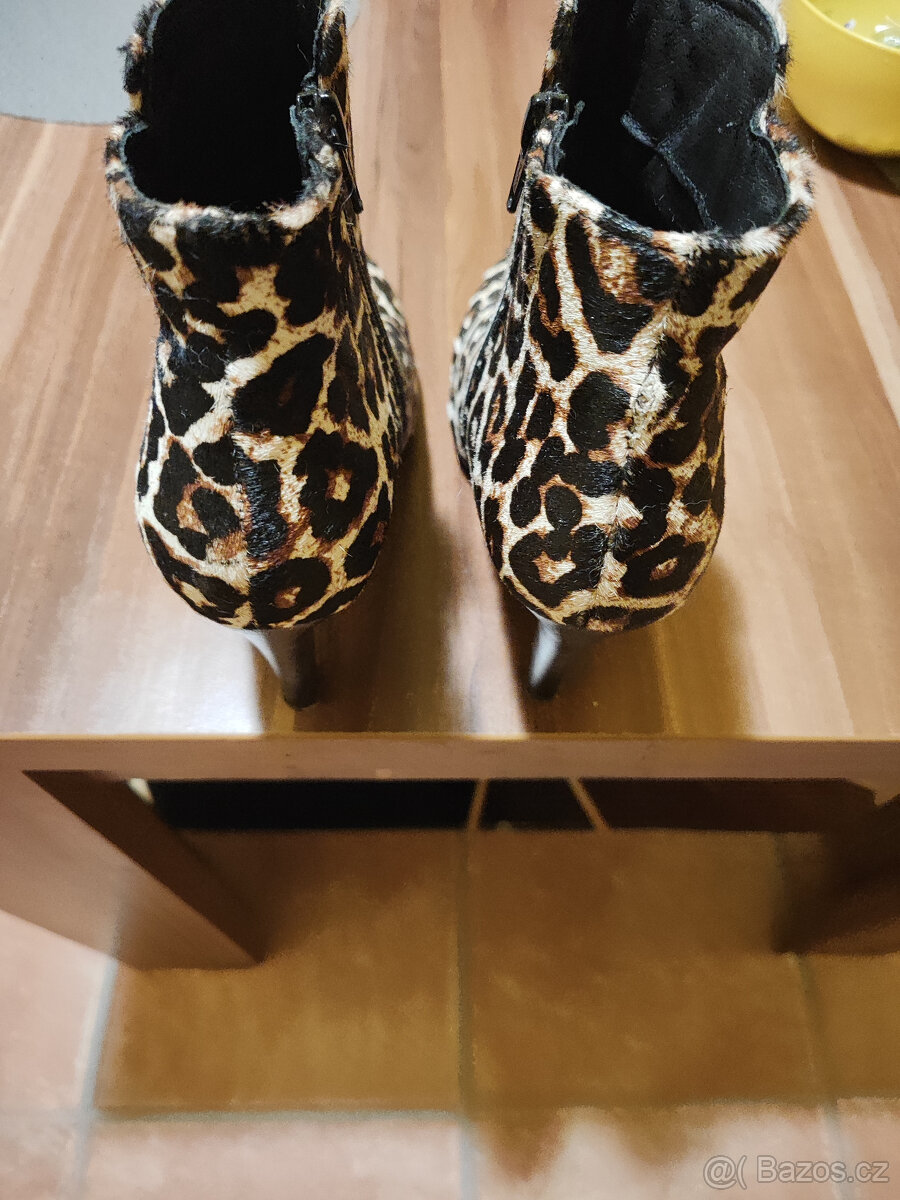 Prodam damske kotnikove polokozačky - 4