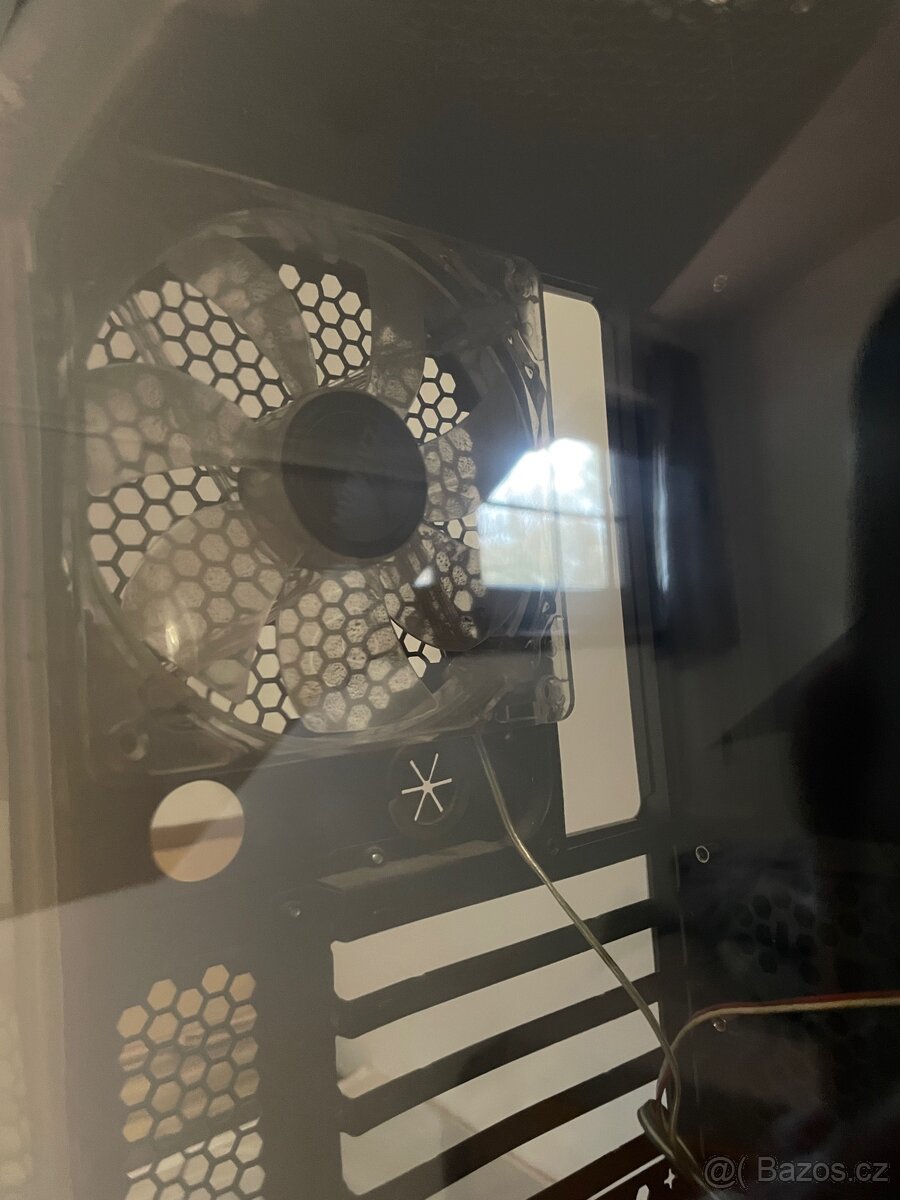 Z11 high performance pc skříň - 4