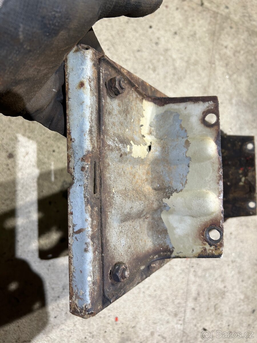 Držák baterie Zetor 3011 - 4