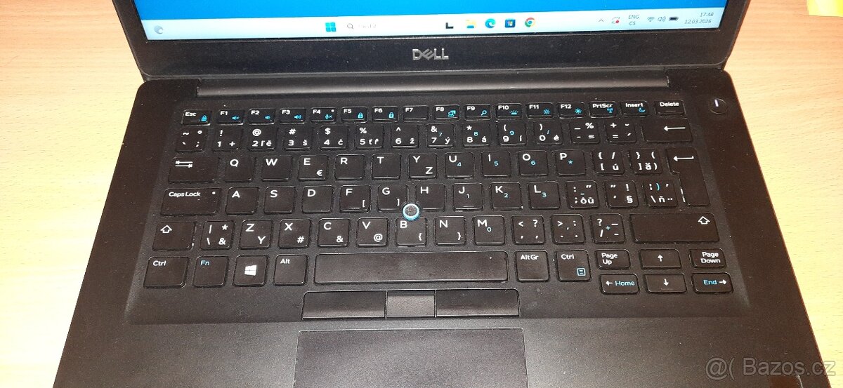 Prodám velmi pěkný, tenký notebook Dell 7490 - 4