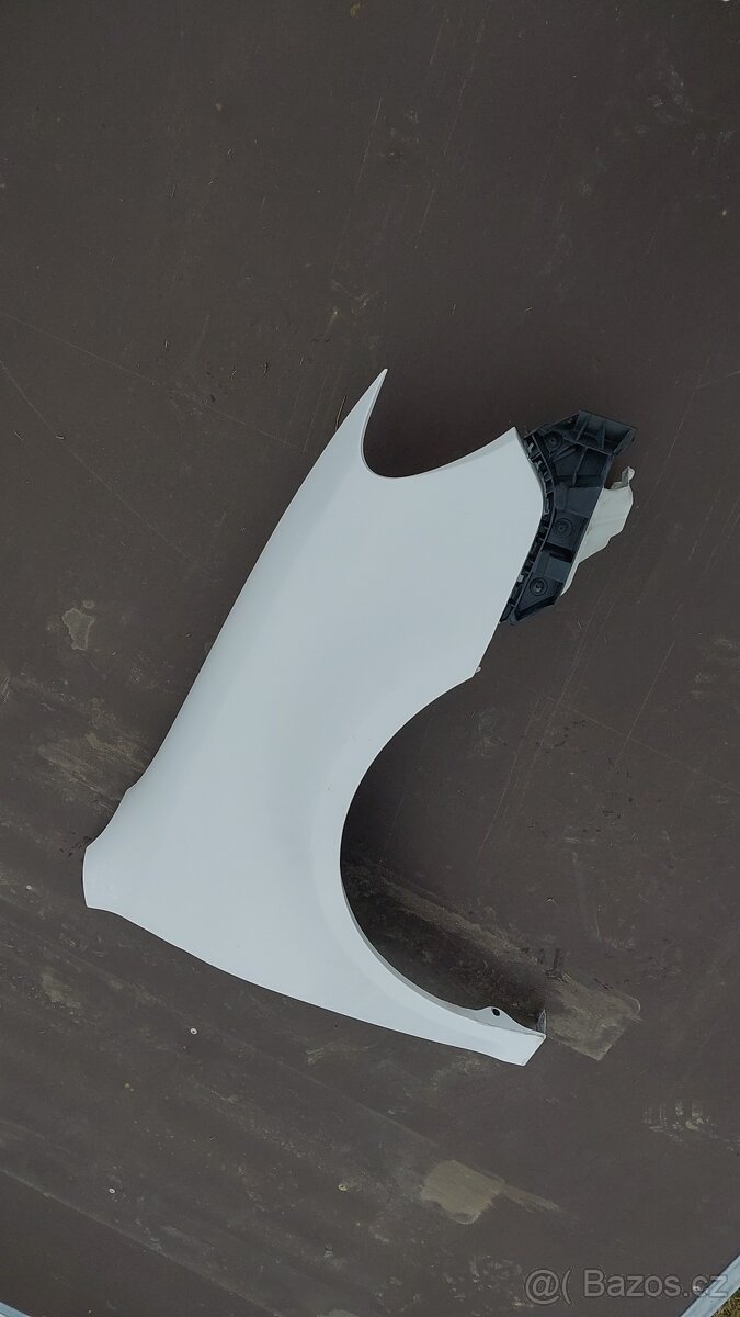 VW GOLF 6 - Blatník PP bílý LB9A - 4