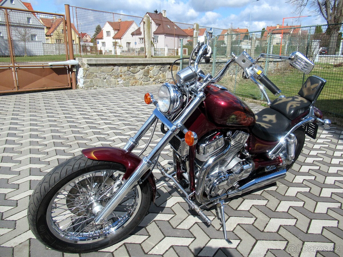 Suzuki VS 1400 Intruder - 4