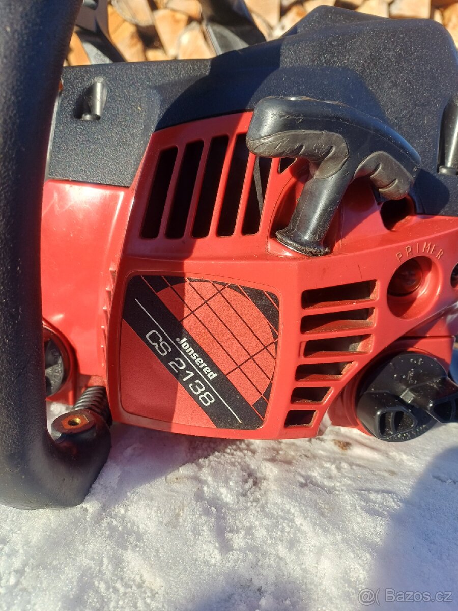 Motorová pila Jonsered - 4