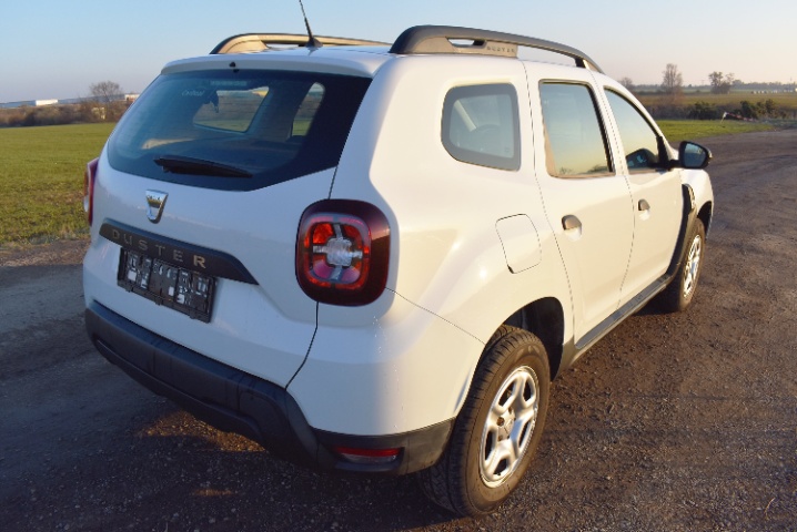 DACIA DUSTER 1,6 SCE 174 680KM, 1.M,TEMPOMAT,PO SERVISE - 4