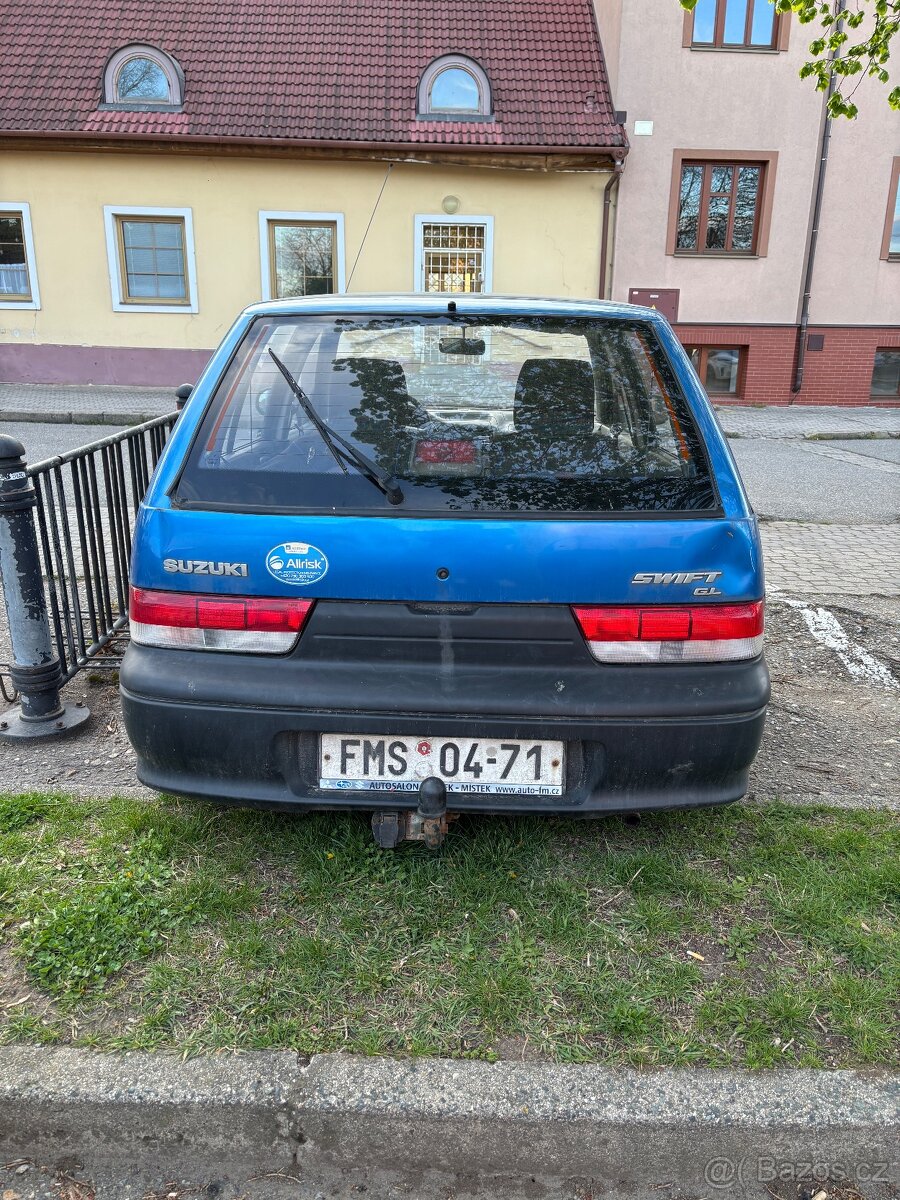 Suzuki swift 1.0 - 4