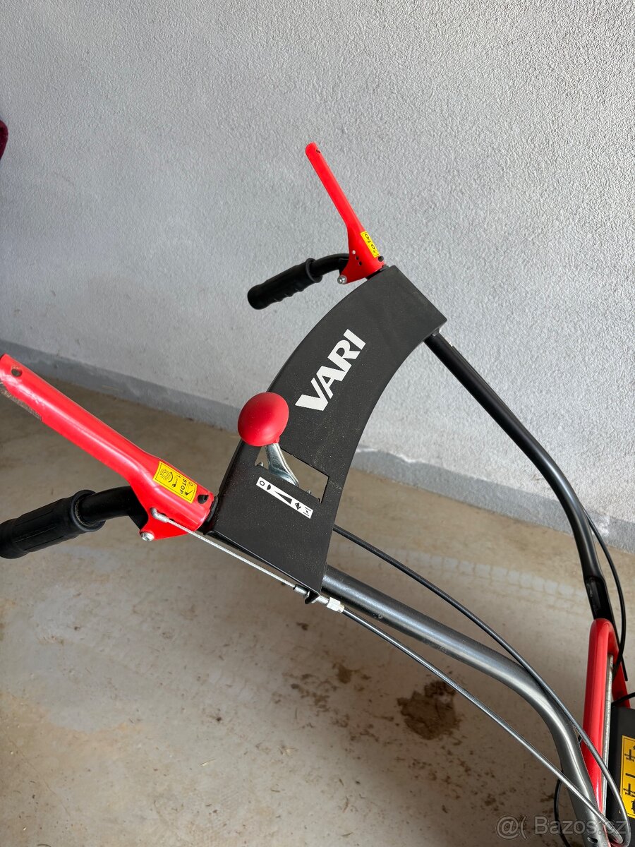 Zametací kartáč VARI - 4