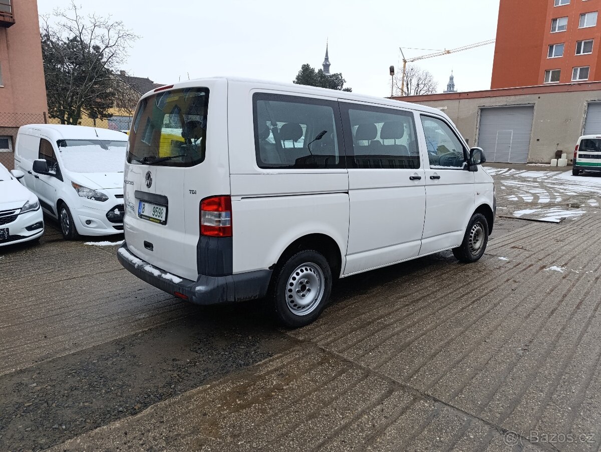 Volkswagen Transporter T5 9mist - 4