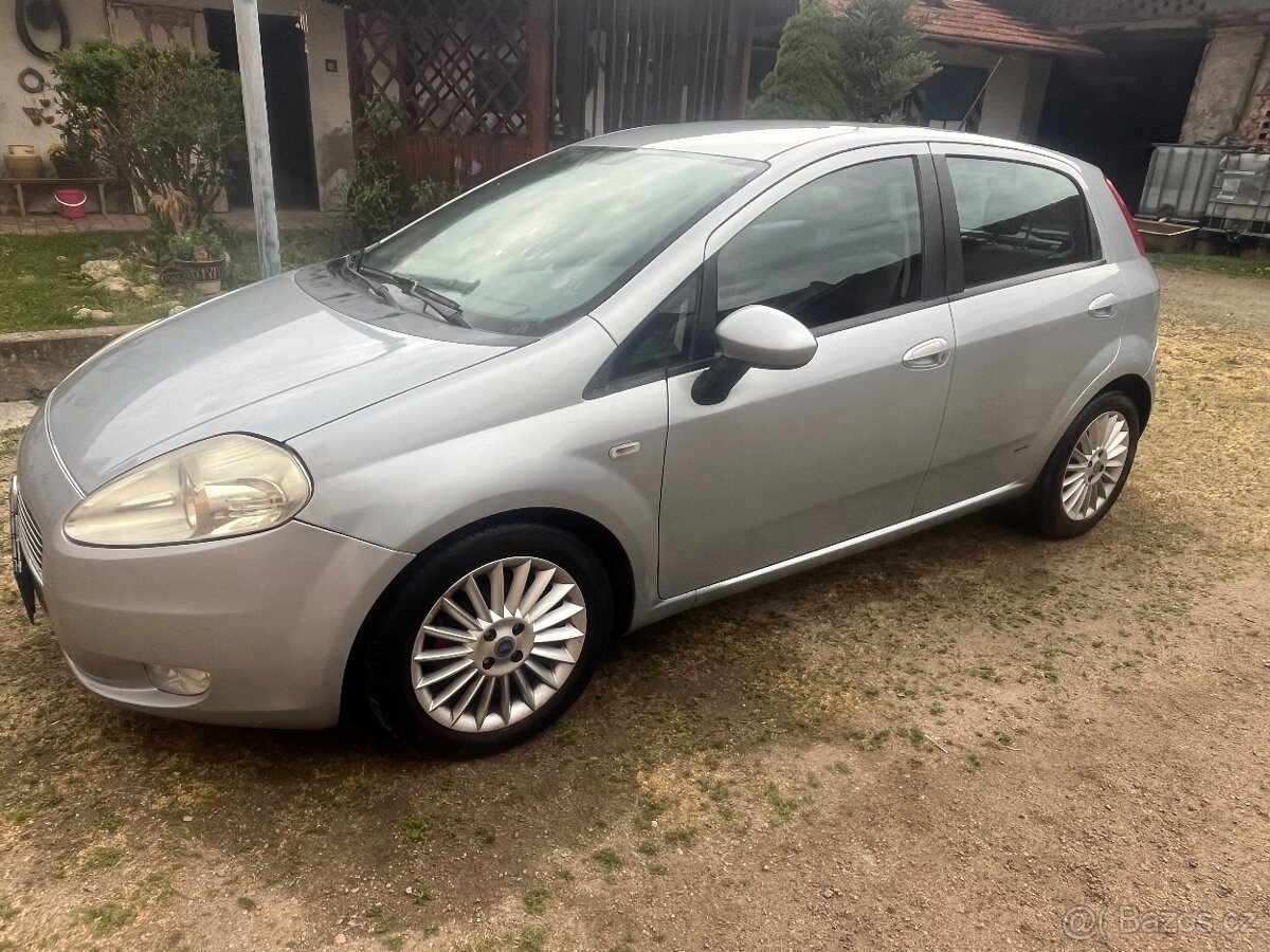 Fiat Punto 1.4 70kW - 4