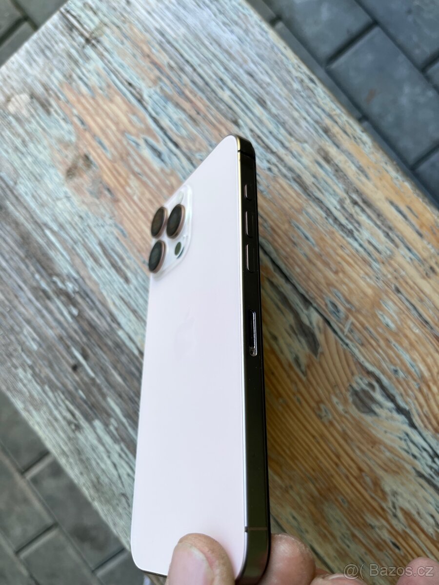 IPhone 16Pro Max na díly - 4