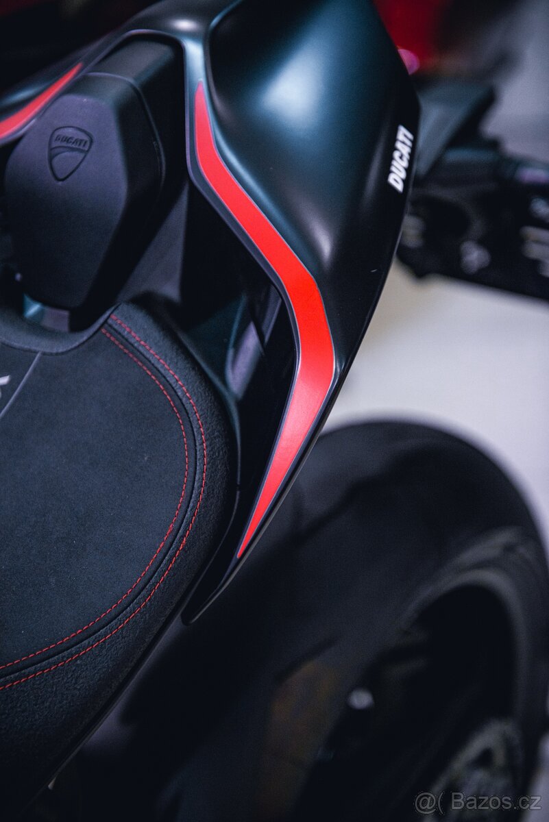 Ducati V 4 SP - 4