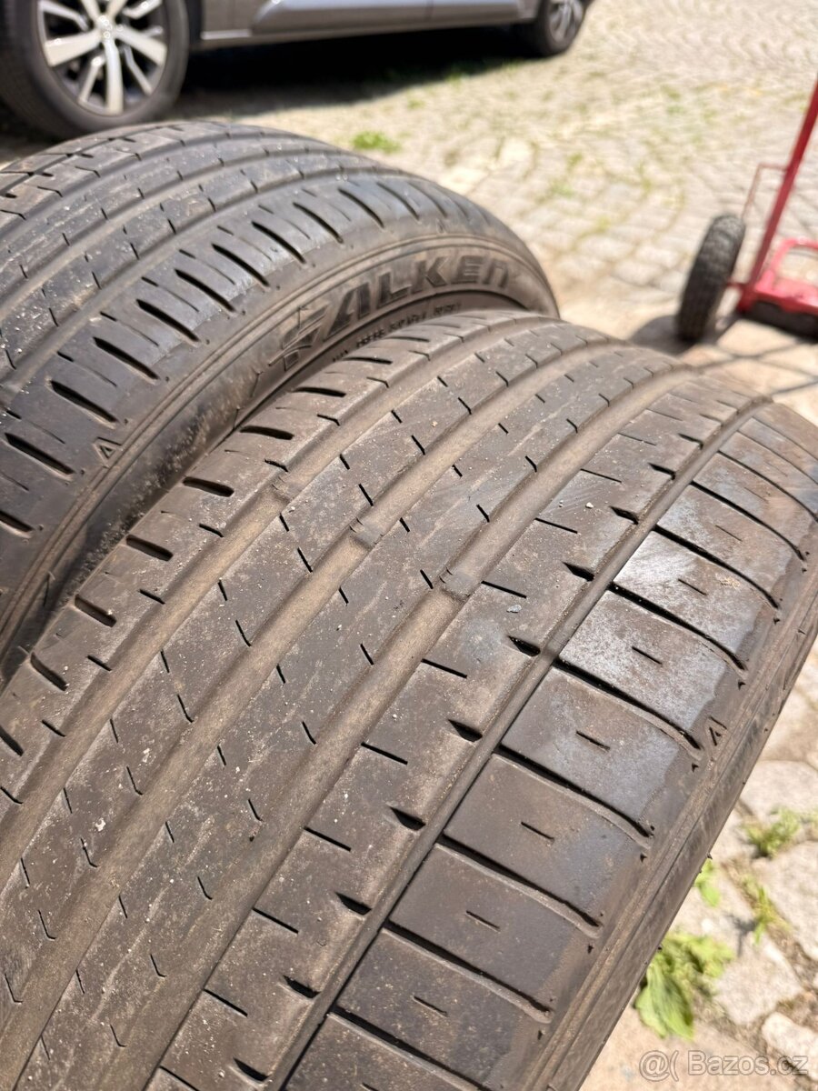 Falken 225/45 ZR18 95Y - 4